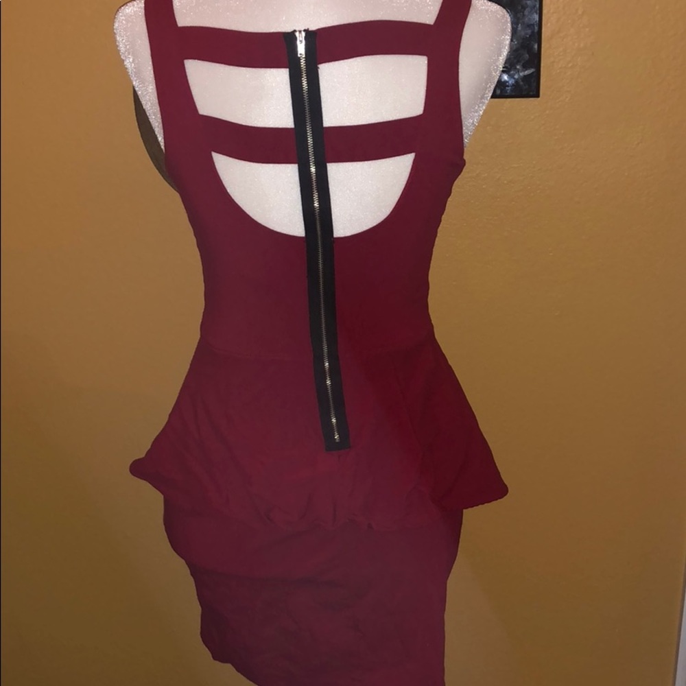 Dress - Picture 2 of 2